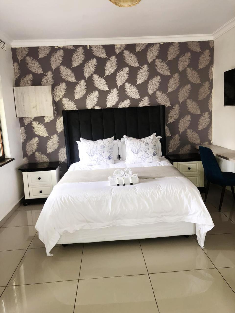 Zinziluxe Hotel Johannesburg Exterior photo